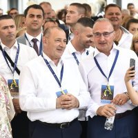 Vojvodin prijem na Alkarskim dvorima u Sinju: Tomo Medved, Gordan Grlić Radman