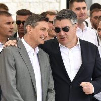 Vojvodin prijem na Alkarskim dvorima u Sinju: Zoran Milanović, Borut Pahor