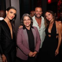 Victoria Beckham i David Beckham s prijateljima