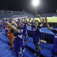 Dinamo slavi s navijačima