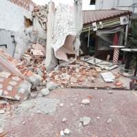 Na pečenjaru u Dubravi srušio se dio susjednog zida