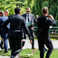 Prosvjed ispred njemačkog kancelara Olafa Scholza