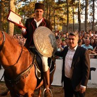 Milanović u Barbanu pratio Trku na prstenac