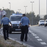 Mjesto sudara osobnog automobila i motocikla na brzoj cesti u Kaštelima