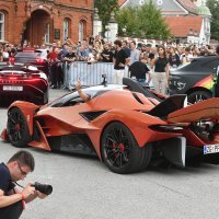 Ceremonija predstavljanja ekskluzivnih automobila na prvom danu SOC Croatia 2022