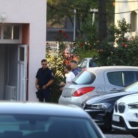 Privođenje optuženih za napad i ubojstvo zaštitara