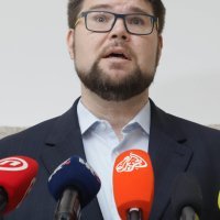 Peđa Grbin