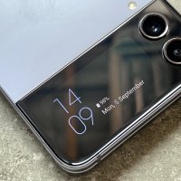 Samsung Galaxy Z Flip4