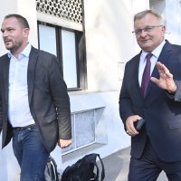 Dolazak članova na sjednicu šireg Predsjedništva HDZ-a