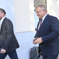 Dolazak članova na sjednicu šireg Predsjedništva HDZ-a