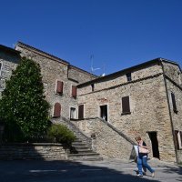 Mussolinijev grob i izložba