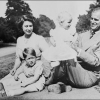 Kraljica Elizabeta II i princ Philip