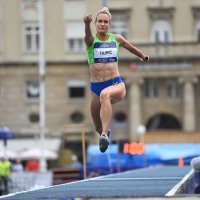 Natjecanje u troskoku Hanžekovićevog memorijala na Trgu bana Jelačića u Zagrebu