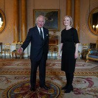 Kralj Charles III. i premijerka Liz Truss