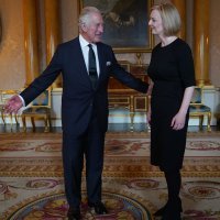 Kralj Charles III. i premijerka Liz Truss