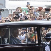 Kralj Charles dolazi u Buckinghamsku palaču