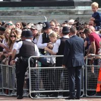 Kralj Charles dolazi u Buckinghamsku palaču