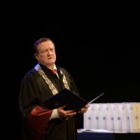 Rektor Damir Boras promovirao 310 doktora znanosti