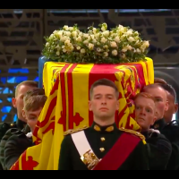 Lijes kraljice Elizabete II stigao u katedralu St. Giles