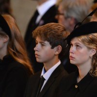 Lady Louise Windsor i James, vikont Severn