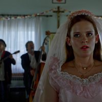 Prizori iz filma Nosila je rubac črleni