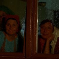 Prizori iz filma Nosila je rubac črleni