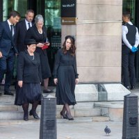 Jacinda Ardern odala počast kraljici