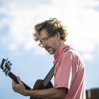 Kings of convenience