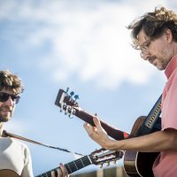 Kings of convenience