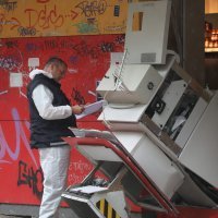 Nepoznati lopov eksplozijom je oštetio bankomat