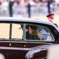 Princeze Eugenie i Beatrice