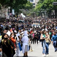 Ljudi u Meksiku na ulicama nakon potresa