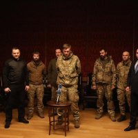 Oslobođeni zapovjednici Azova