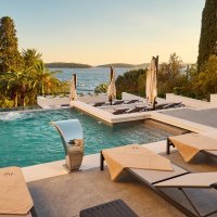 Hotel Moeesy, Blue & Green Oasis