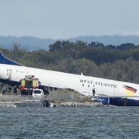 Boeing 737 West Atlantic