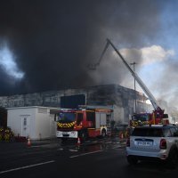 Požar na tržnici Rungis u Parizu