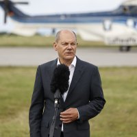 Olaf Scholz na poligonu tenkova u Njemačkoj