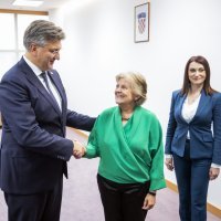 Izvanredna sjednica Vlade