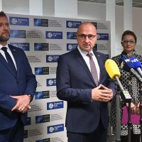 Banožić i Grlić Radman na predstavljanju kampanje 'We are NATO'