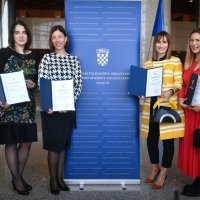 Radovan Fuchs s nagrađenim nastavnicima