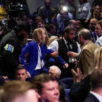 Prosvjed Greenpeacea na konferenciji Torijevaca