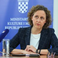 Nina Obuljen Koržinek