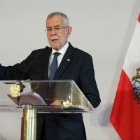 Alexander Van der Bellen