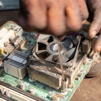 Komponente starih računala sadrže pravo blago