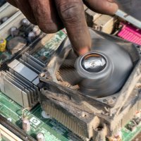 Komponente starih računala sadrže pravo blago