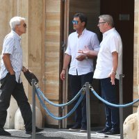 Optuzeni hrvatski piloti nakon sastanka u Vladi, kolovoz 2022.