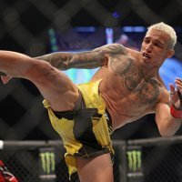 Islam Makhachev vs Charles Oliveira