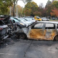 Izgorjeli automobili na parkiralištu u Novom Zagrebu