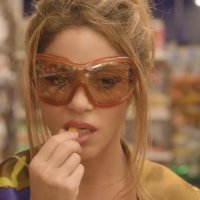 Shakira u novom spotu Monotonía