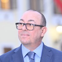 Sastanak predstavnika Vlade sa sindikatima javnih službi